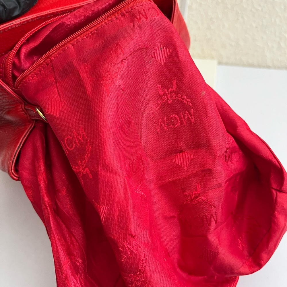 MCM Scarlet Backpack with Gold Details - Picture 11 of 12